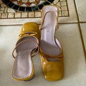 Beige work heels just a nice shoe